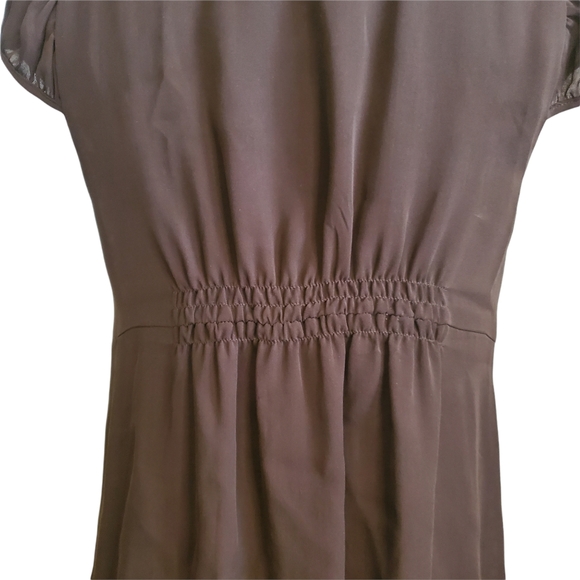 EUC Alice + Olivia Button Up Cap Sleeve Silk Top - Picture 6 of 10